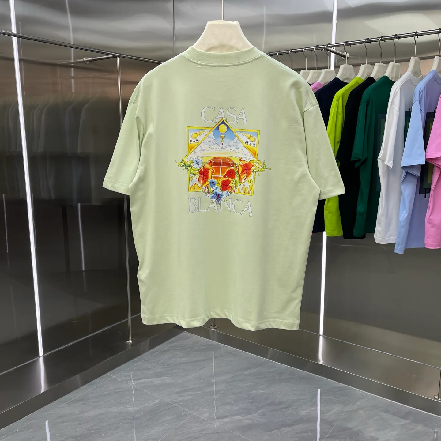 New Arrival Casablanca Casablanca Classic Series printed short-sleeved T-shirt for celebrities. It is made of Xinjiang long-staple cotton ~ grams. The color of the fabric is custom-dyed and will not shrink or fade. It feels comfortable and has a strong texture. A must-have for fashionable men and women, the Classic drop-shoulder wide version is available exclusively in In Stock! Color: White Black Pink fluorescent color Light Green color (5 colors) Size: S M L XL XXL